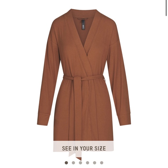 SKIMS Other - SKIMS SOFT LOUNGE ROBE